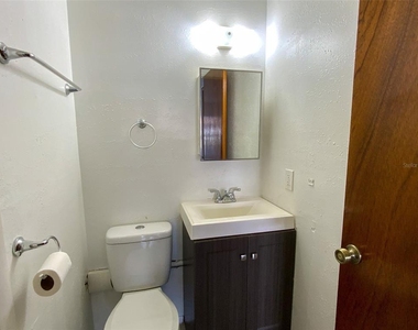 6036 Chesham Drive - Photo Thumbnail 14