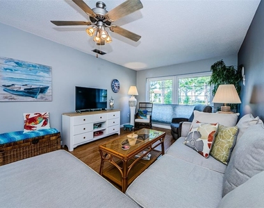 2700 Bayshore Boulevard - Photo Thumbnail 4