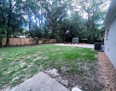 3857 W University Avenue - Photo Thumbnail 16