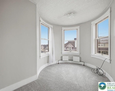 1229 Main Street - Photo Thumbnail 20