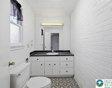 1229 Main Street - Photo Thumbnail 14