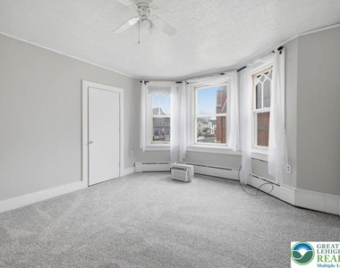 1229 Main Street - Photo Thumbnail 16