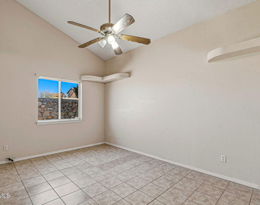 3836 Tierra Roca Place - Photo Thumbnail 14