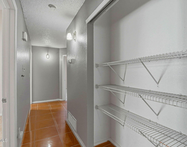 3836 Tierra Roca Place - Photo Thumbnail 13
