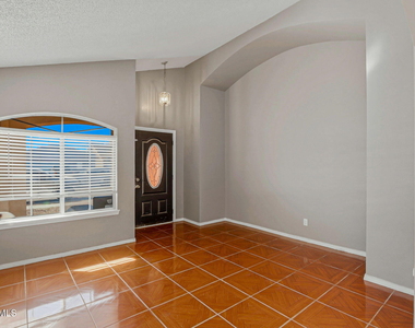3836 Tierra Roca Place - Photo Thumbnail 2
