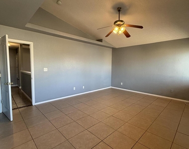 14157 Tierra Delfin Drive - Photo Thumbnail 37