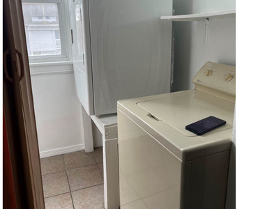 1391 Park Avenue - Photo Thumbnail 2