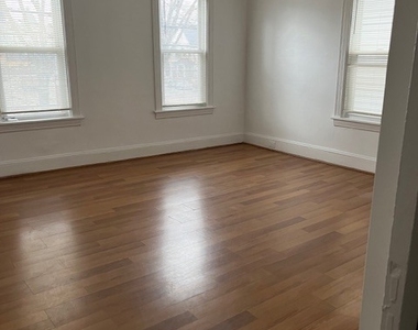 1391 Park Avenue - Photo Thumbnail 3