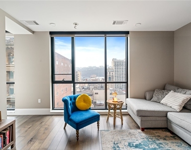 350 Oliver Ave - Photo Thumbnail 1