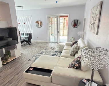 87 E Agate Avenue - Photo Thumbnail 7