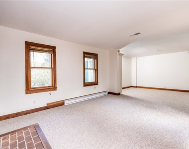 1253 Fairport Road - Photo Thumbnail 21