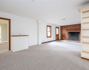 1253 Fairport Road - Photo Thumbnail 19