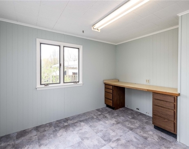 1253 Fairport Road - Photo Thumbnail 33