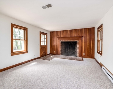 1253 Fairport Road - Photo Thumbnail 17