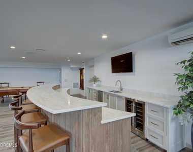 272 Willow Avenue - Photo Thumbnail 48
