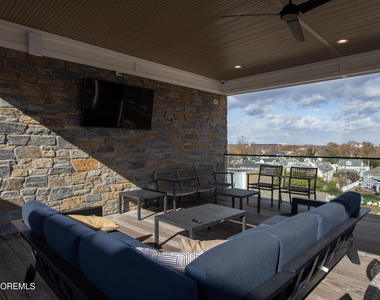 272 Willow Avenue - Photo Thumbnail 77