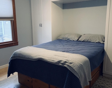 108 E Kupper Drive - Photo Thumbnail 9