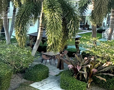 2100 Ne 38th Street - Photo Thumbnail 12