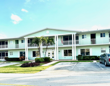 2100 Ne 38th Street - Photo Thumbnail 1