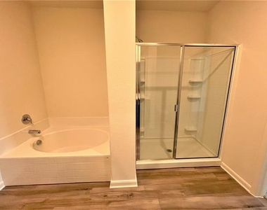 8011 Big Timber Trail - Photo Thumbnail 9