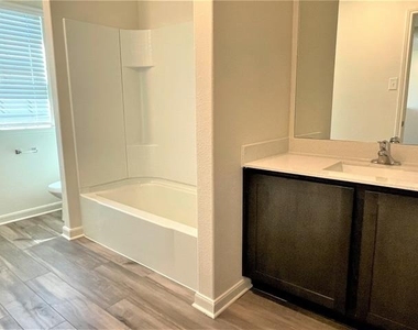 8011 Big Timber Trail - Photo Thumbnail 18
