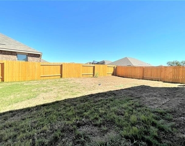 8011 Big Timber Trail - Photo Thumbnail 20