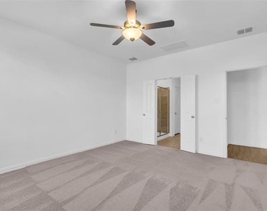 1309 Lazy Grove Drive - Photo Thumbnail 15