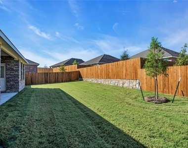 1309 Lazy Grove Drive - Photo Thumbnail 25