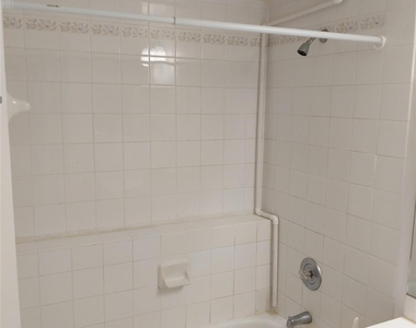761 Sw 148th Avenue - Photo Thumbnail 3