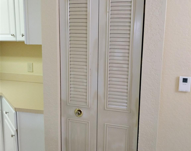 761 Sw 148th Avenue - Photo Thumbnail 5