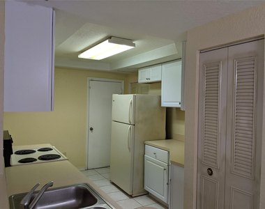 761 Sw 148th Avenue - Photo Thumbnail 7