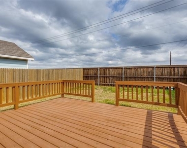 6723 Coulter Drive - Photo Thumbnail 21