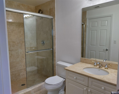100 S Birch Road - Photo Thumbnail 12