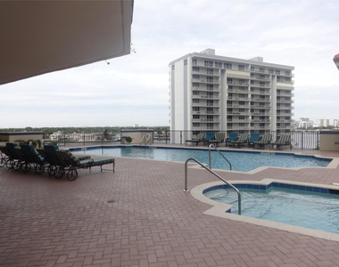 100 S Birch Road - Photo Thumbnail 25