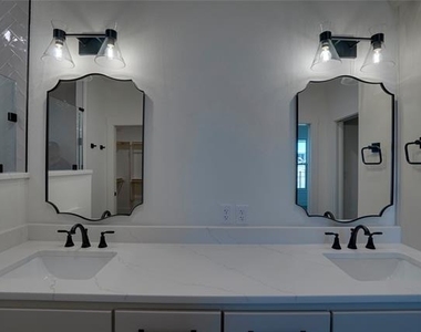 211 Cardinal Woods Court - Photo Thumbnail 8