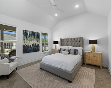 209 Cardinal Woods Court - Photo Thumbnail 10