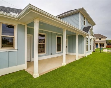 112 Cardinal Woods Court - Photo Thumbnail 22