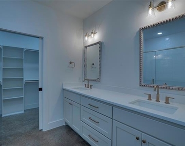110 Cardinal Woods Court - Photo Thumbnail 10