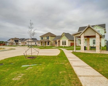 108 Cardinal Woods Court - Photo Thumbnail 18
