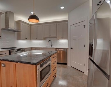 108 Cardinal Woods Court - Photo Thumbnail 5