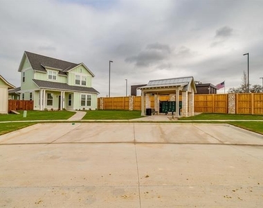 108 Cardinal Woods Court - Photo Thumbnail 20