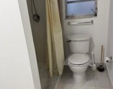 4511 Ne 21st Avenue - Photo Thumbnail 10