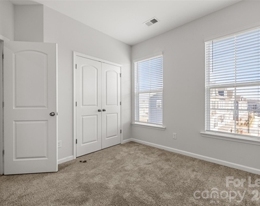 6985 Waterstone Drive - Photo Thumbnail 23