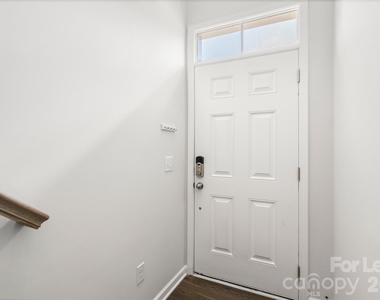 6985 Waterstone Drive - Photo Thumbnail 3