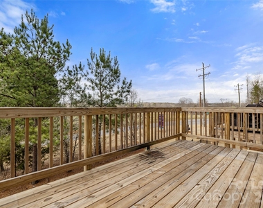 6985 Waterstone Drive - Photo Thumbnail 34