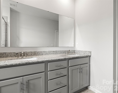 6985 Waterstone Drive - Photo Thumbnail 32