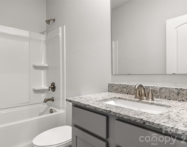 6985 Waterstone Drive - Photo Thumbnail 6