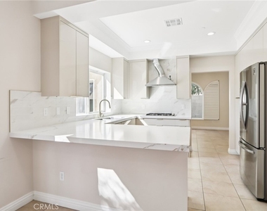 7659 Coldwater Canyon Court - Photo Thumbnail 13