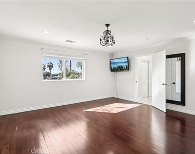 7659 Coldwater Canyon Court - Photo Thumbnail 34