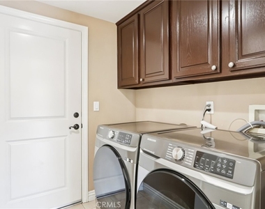 7659 Coldwater Canyon Court - Photo Thumbnail 32